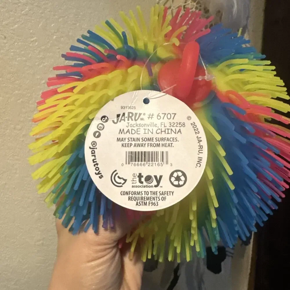 Ja-Ru Googly Massive Rainbow Ball
